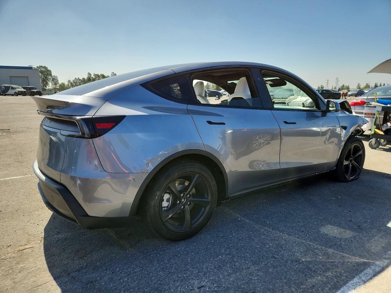 2026 TESLA MODEL Y — снимка 3