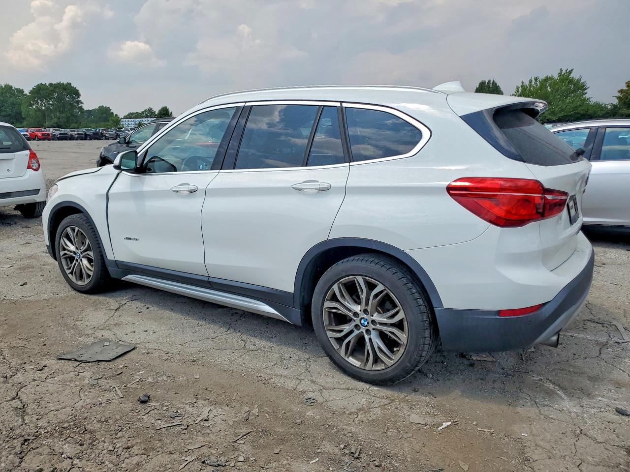 2016 BMW X1 XDRIVE28I — снимка 2