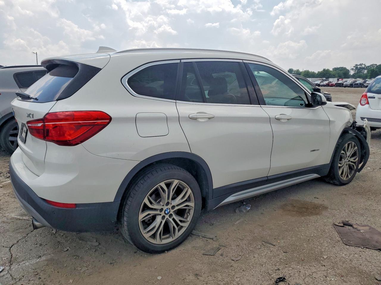 2016 BMW X1 XDRIVE28I — снимка 3
