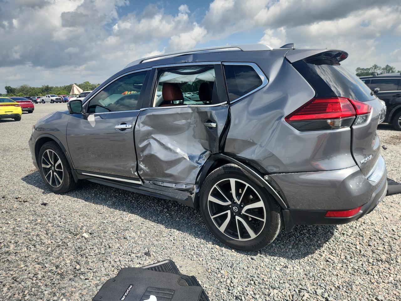 2017 NISSAN ROGUE SL — снимка 2