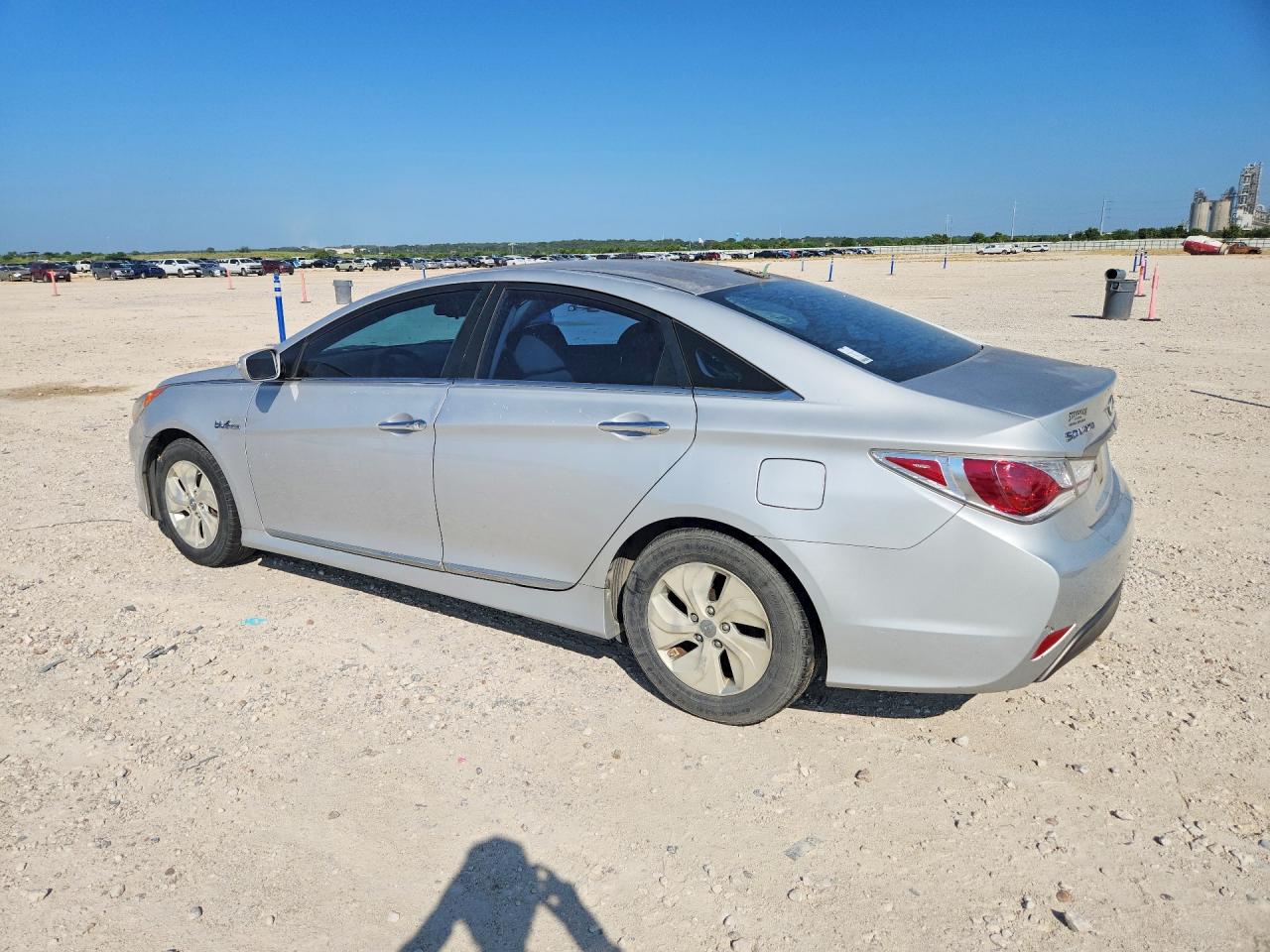 2015 HYUNDAI SONATA HYBRID BASE — снимка 2