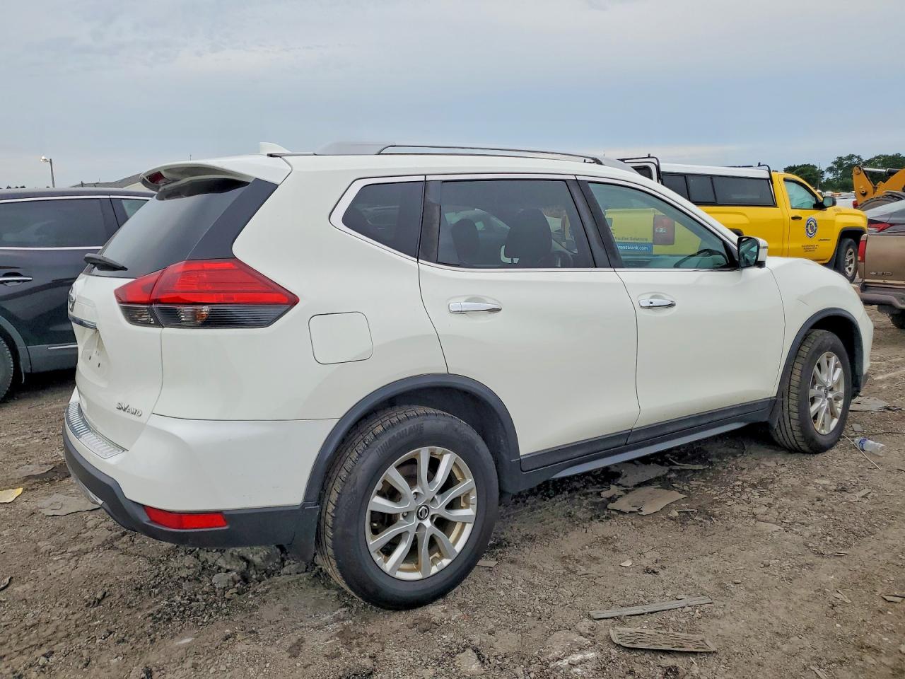 2017 NISSAN ROGUE S — снимка 3