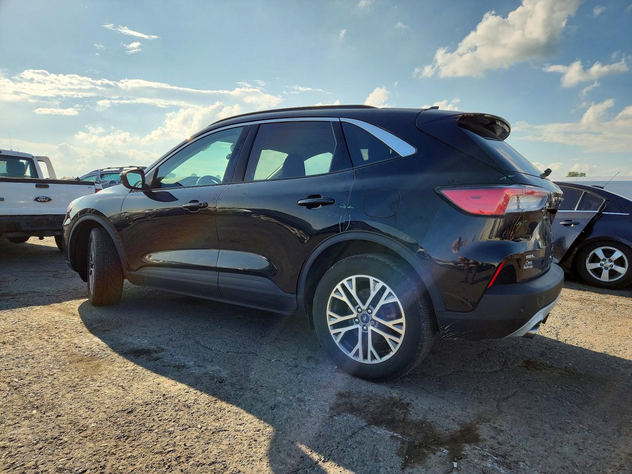 2021 FORD ESCAPE SEL — снимка 2