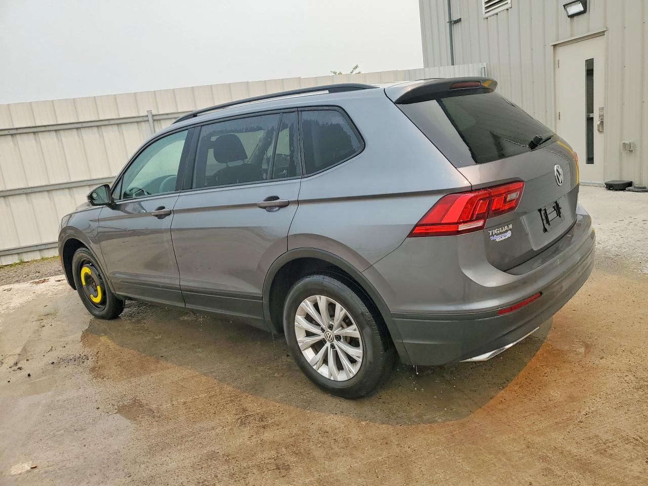 2019 VOLKSWAGEN TIGUAN S — снимка 2