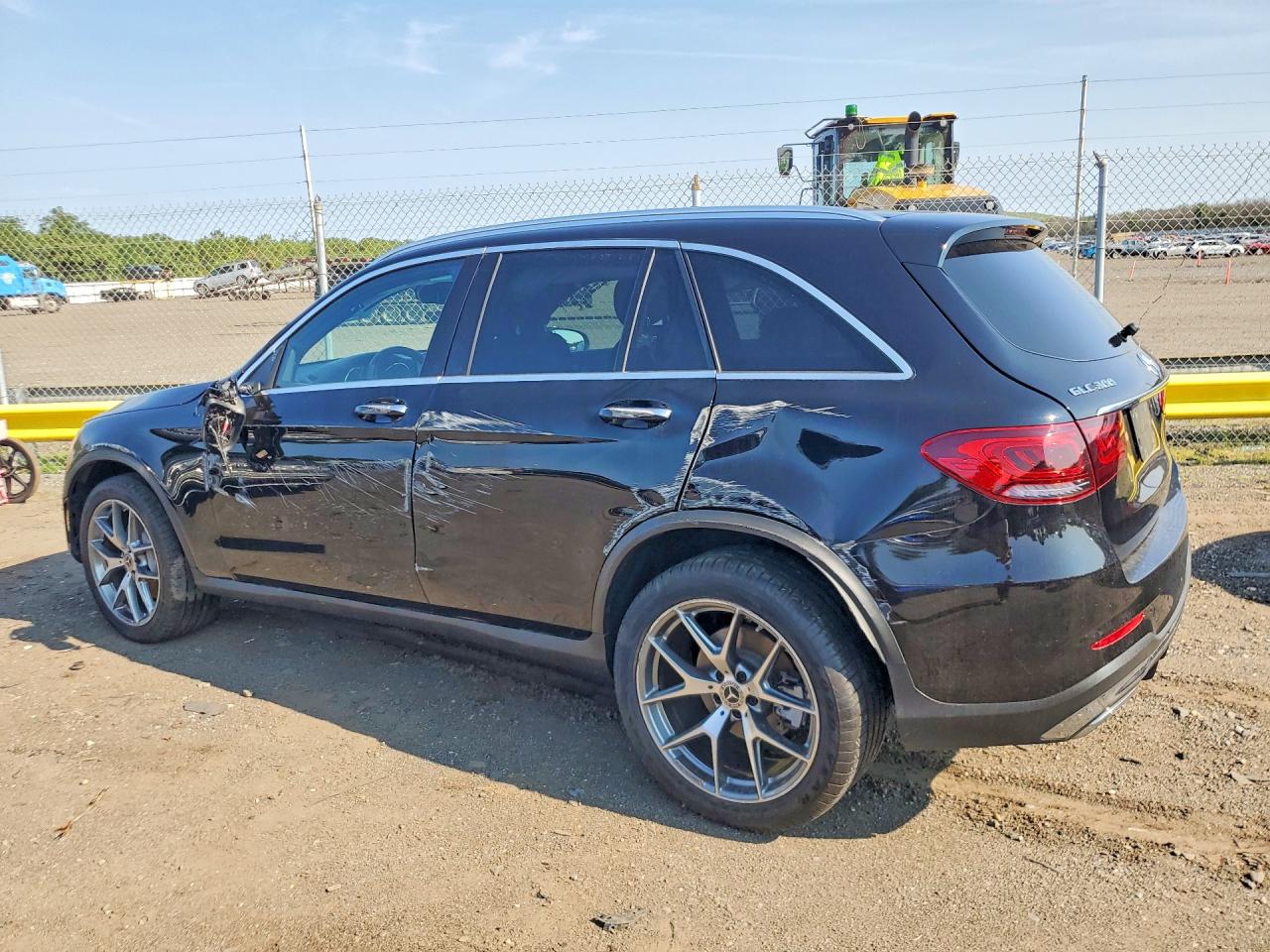 2020 MERCEDES-BENZ GLC 300 4MATIC — снимка 2