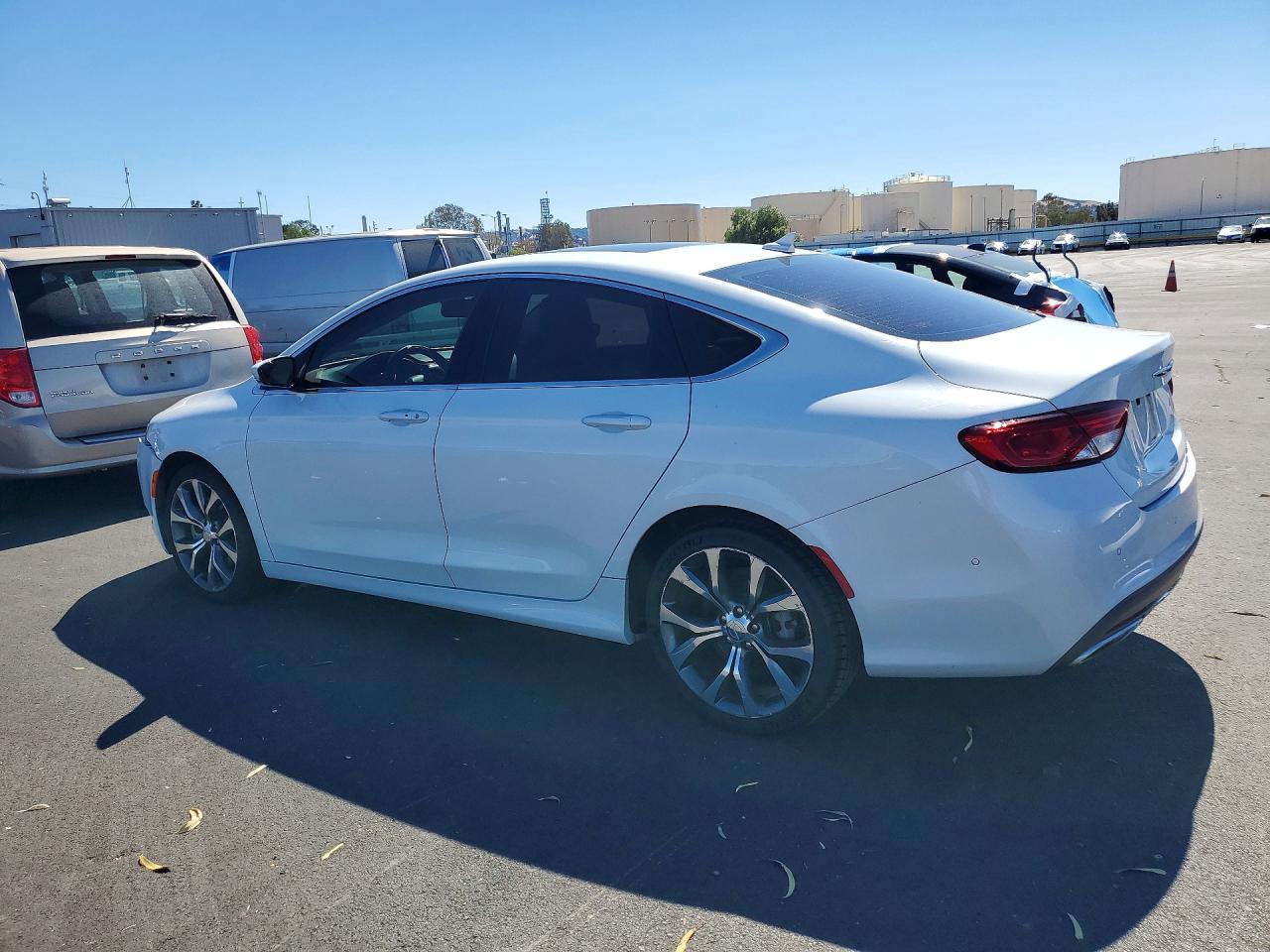 2015 CHRYSLER 200 C — снимка 2