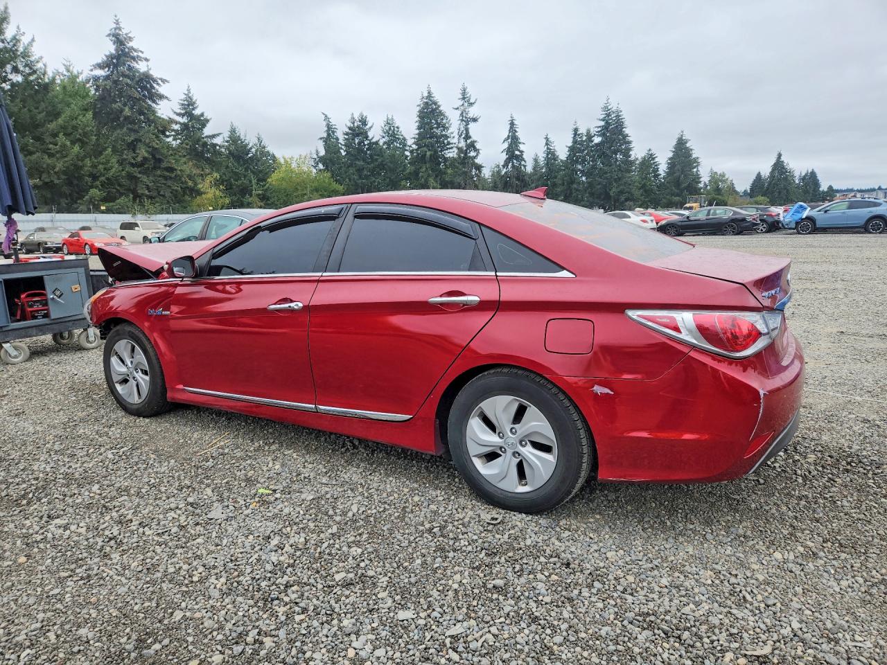 2015 HYUNDAI SONATA HYBRID BASE — снимка 2