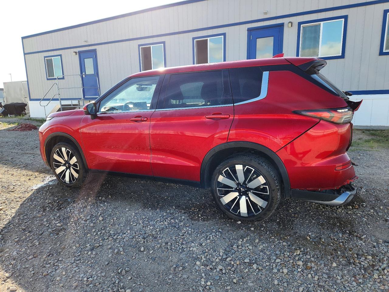 2025 MITSUBISHI OUTLANDER SE — снимка 2