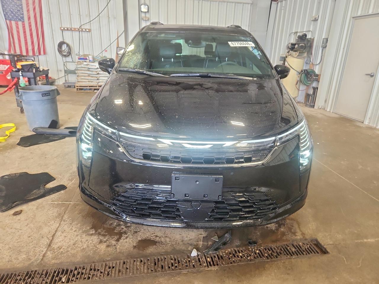 2027 CHRYSLER PACIFICA LIMITED — снимка 5