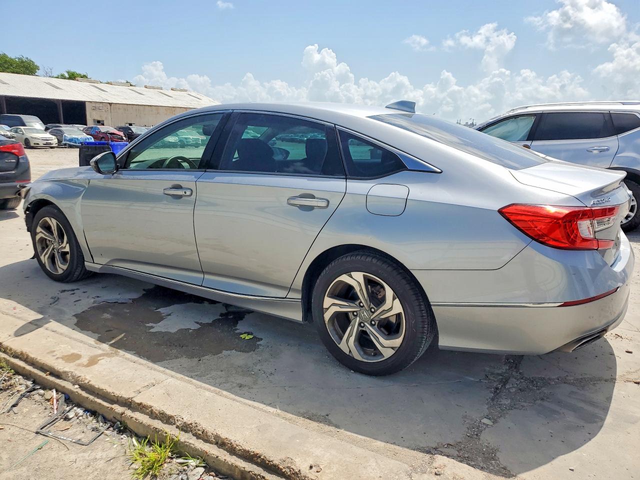 2018 HONDA ACCORD EXL — снимка 2