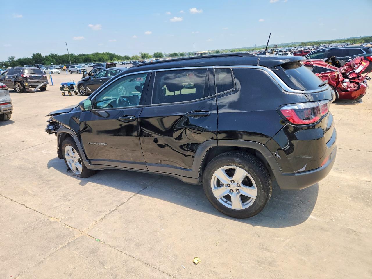 2022 JEEP COMPASS LATITUDE — снимка 2