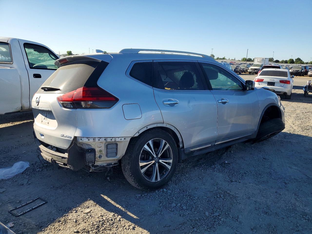 2017 NISSAN ROGUE SL — снимка 3