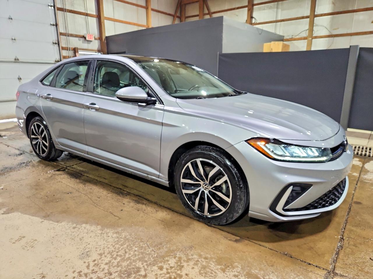 2025 VOLKSWAGEN JETTA SE — снимка 4
