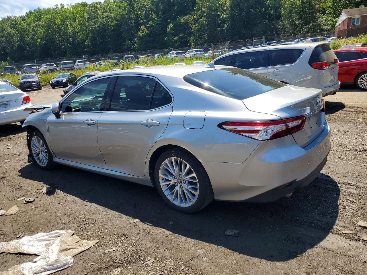 2018 TOYOTA CAMRY HYBRID XLE — снимка 2