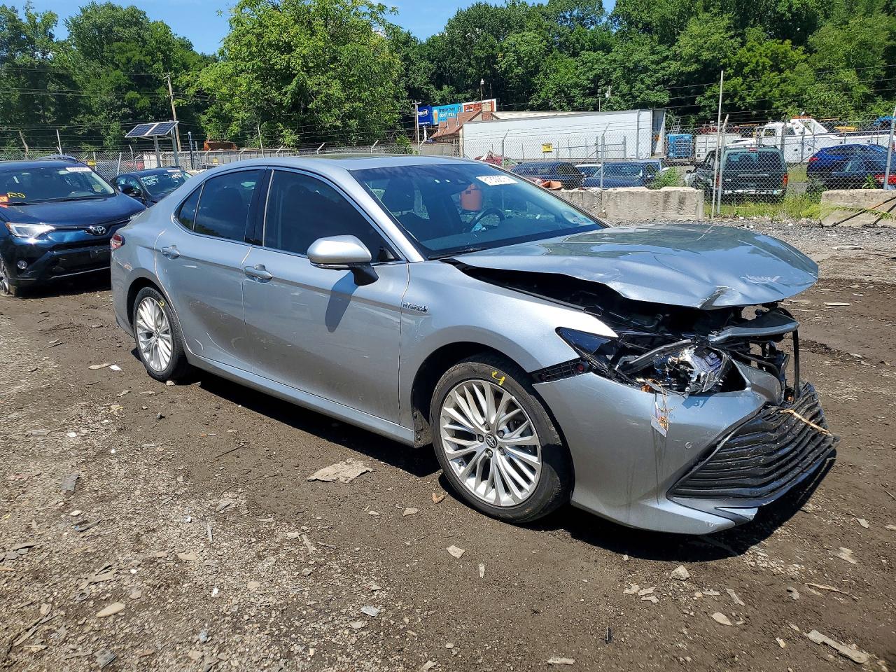 2018 TOYOTA CAMRY HYBRID XLE — снимка 4
