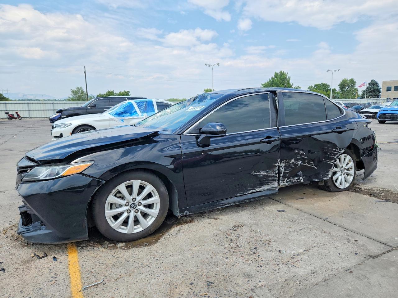 2019 TOYOTA CAMRY LE