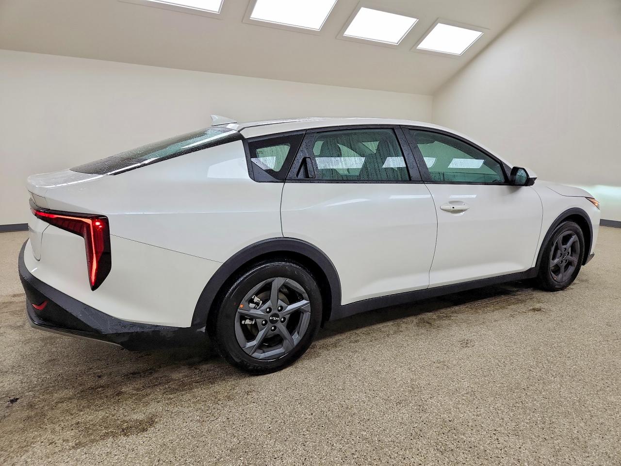2026 KIA K4 LXS — снимка 3