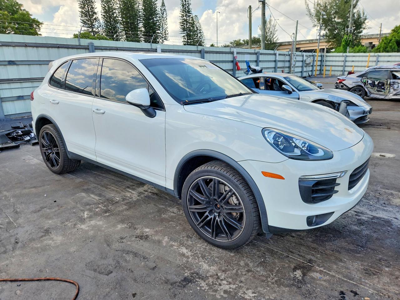 2016 PORSCHE CAYENNE S — снимка 4
