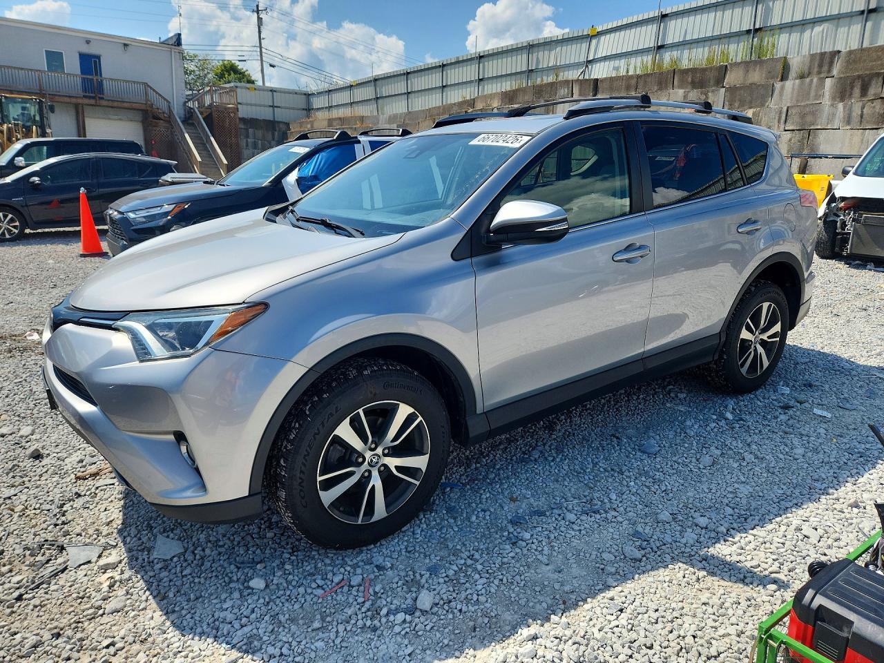 2018 TOYOTA RAV4 XLE