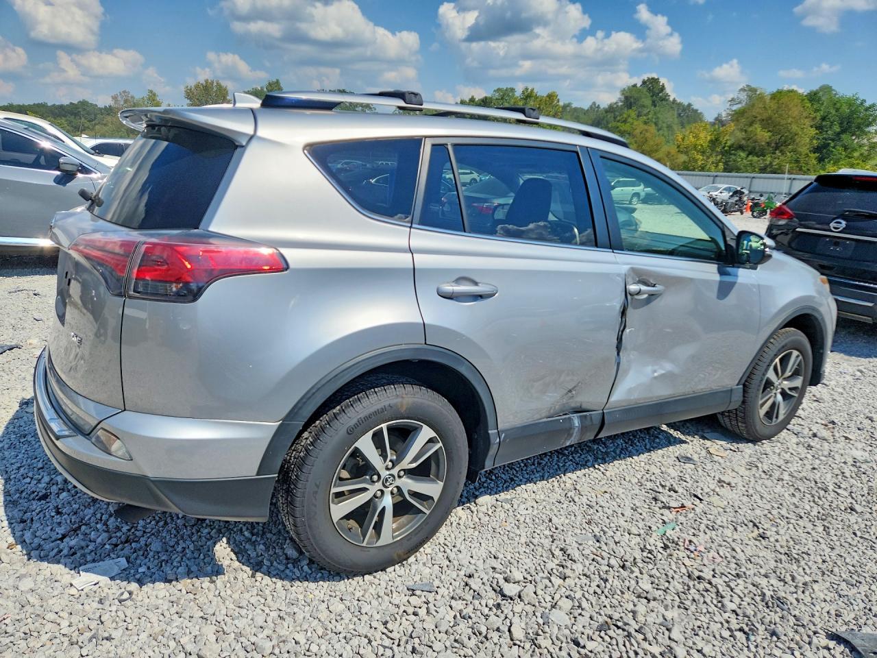 2018 TOYOTA RAV4 XLE — снимка 3