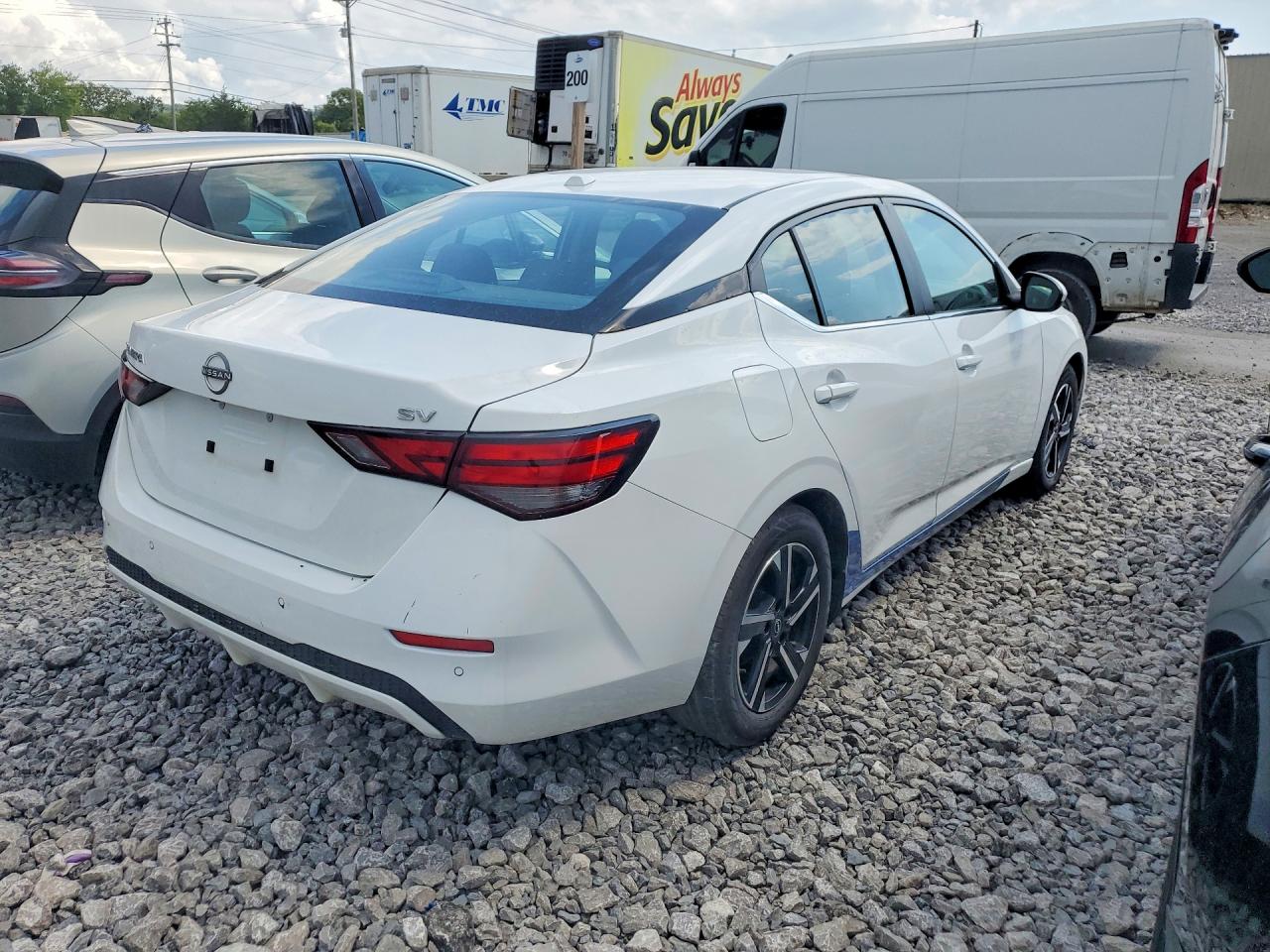 2024 NISSAN SENTRA SV — снимка 3