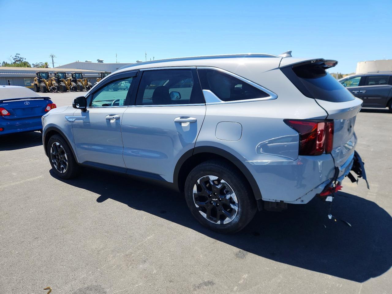 2024 KIA SORENTO S — снимка 2