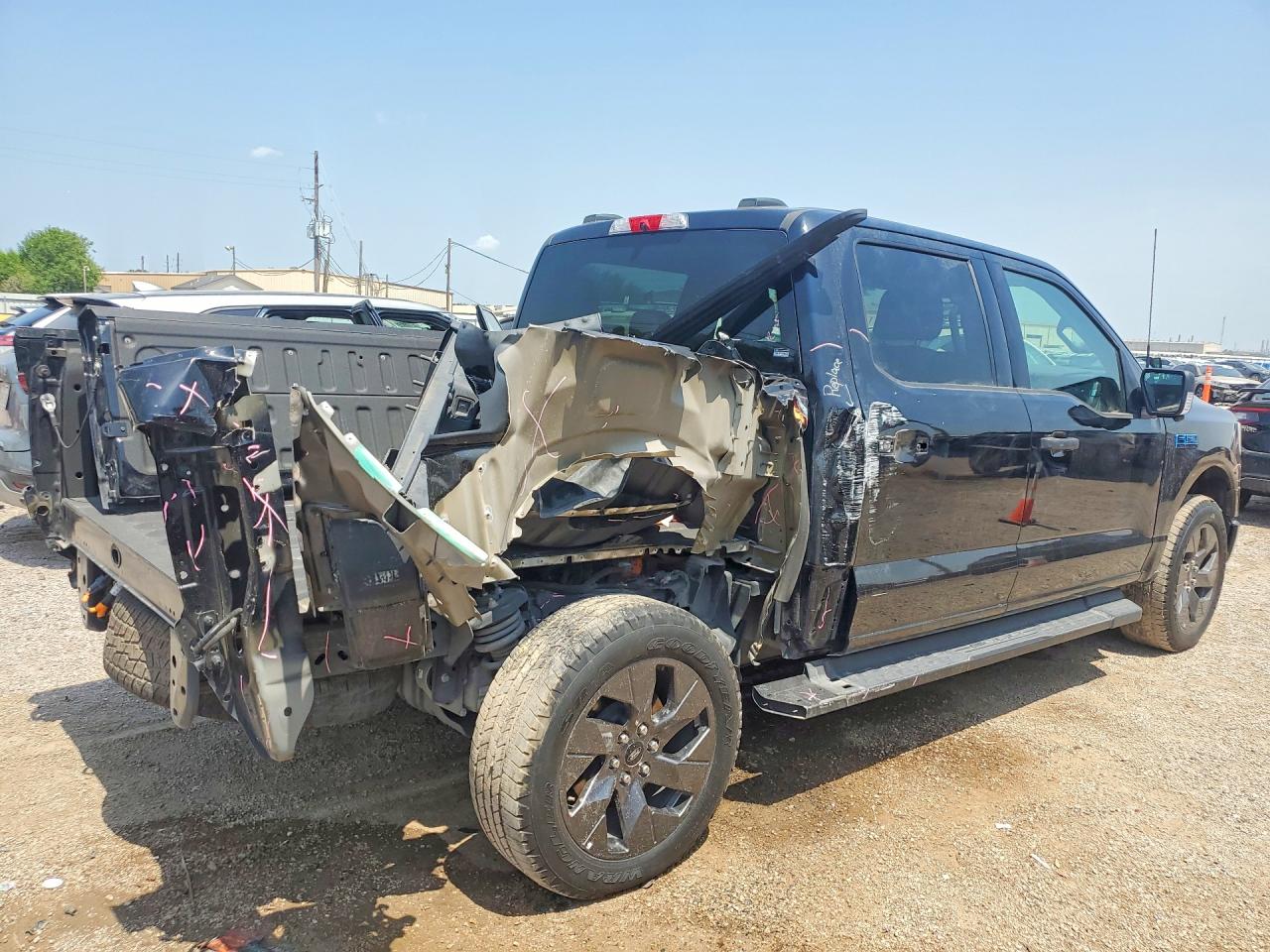 2024 FORD F150 LIGHTNING XLT — снимка 3