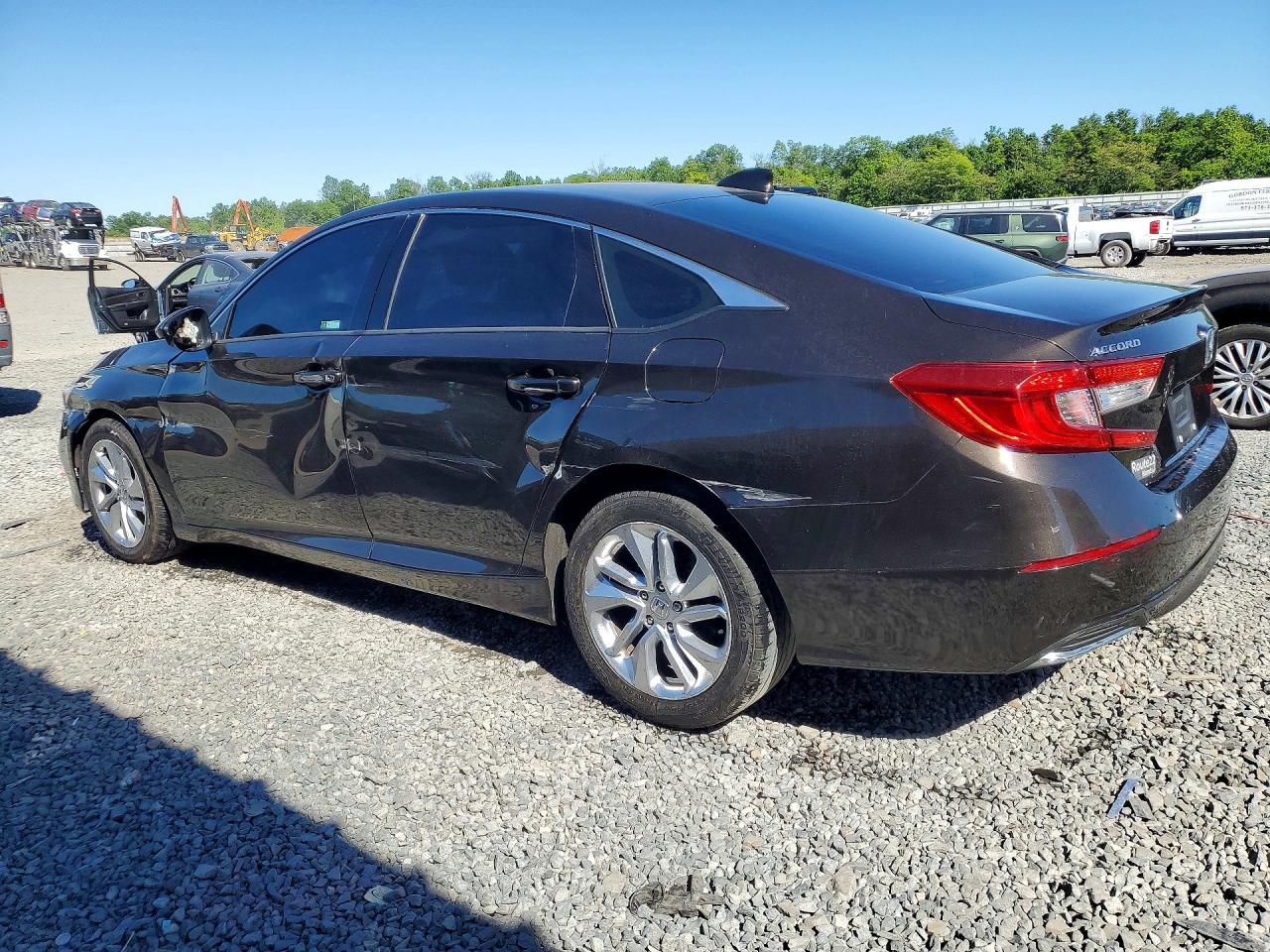2018 HONDA ACCORD LX — снимка 2