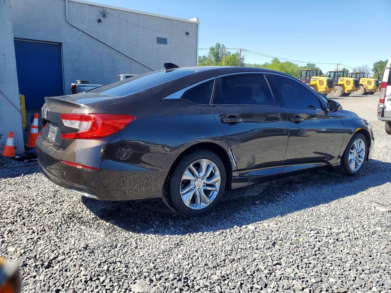 2018 HONDA ACCORD LX — снимка 3