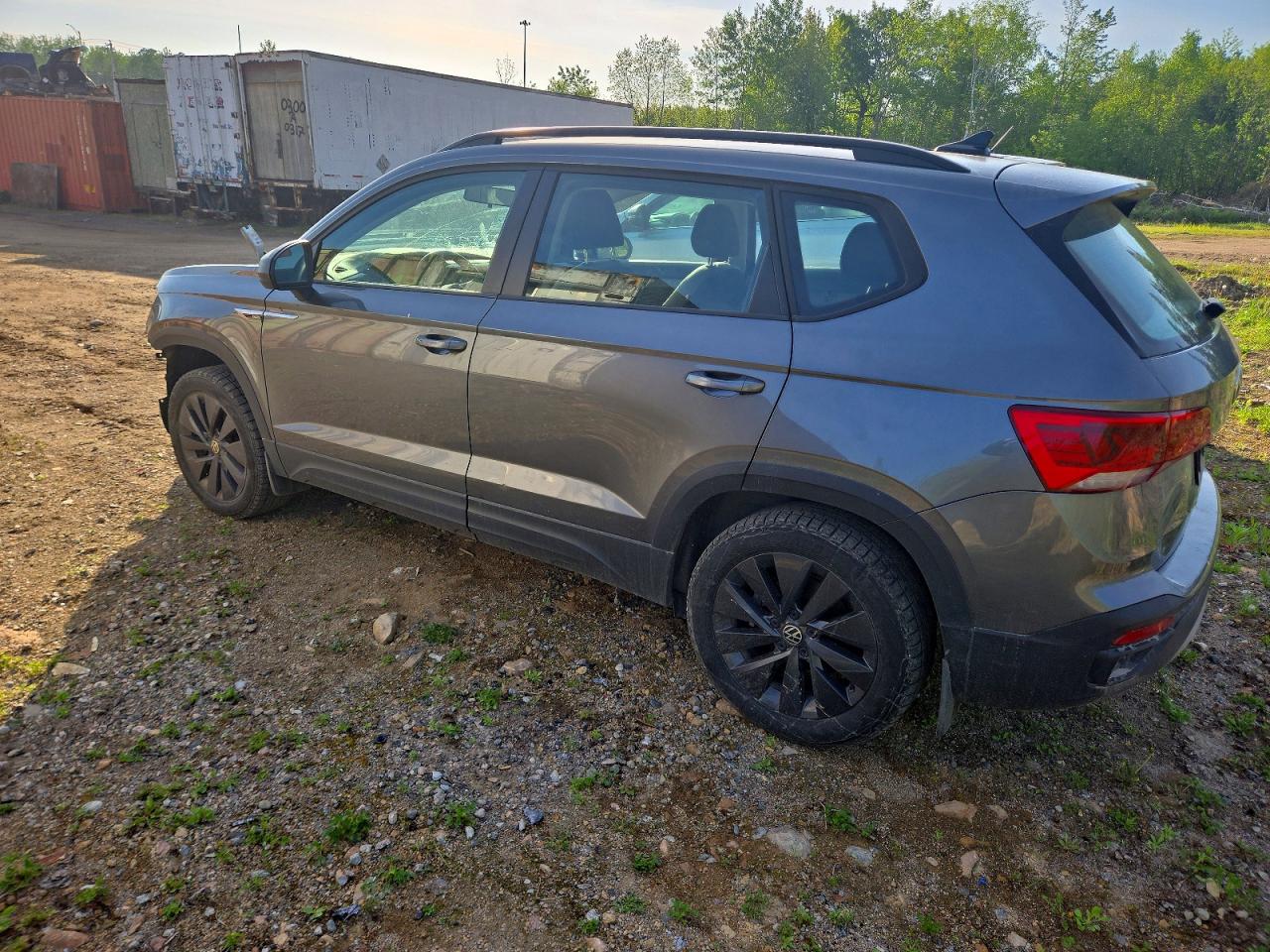 2022 VOLKSWAGEN TAOS S — снимка 2
