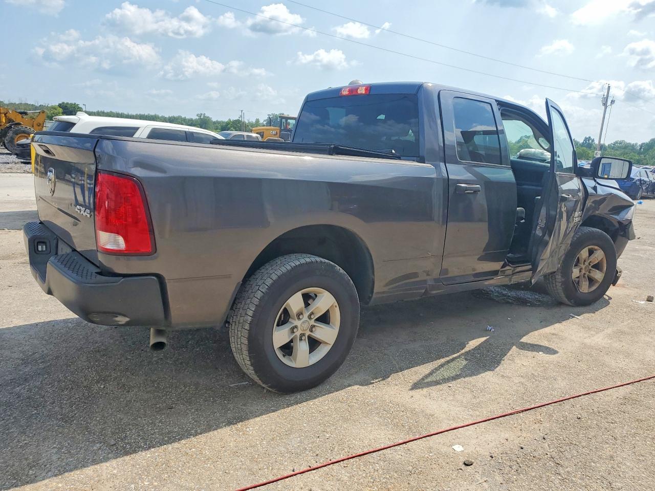 2023 RAM 1500 CLASSIC TRADESMAN — снимка 3