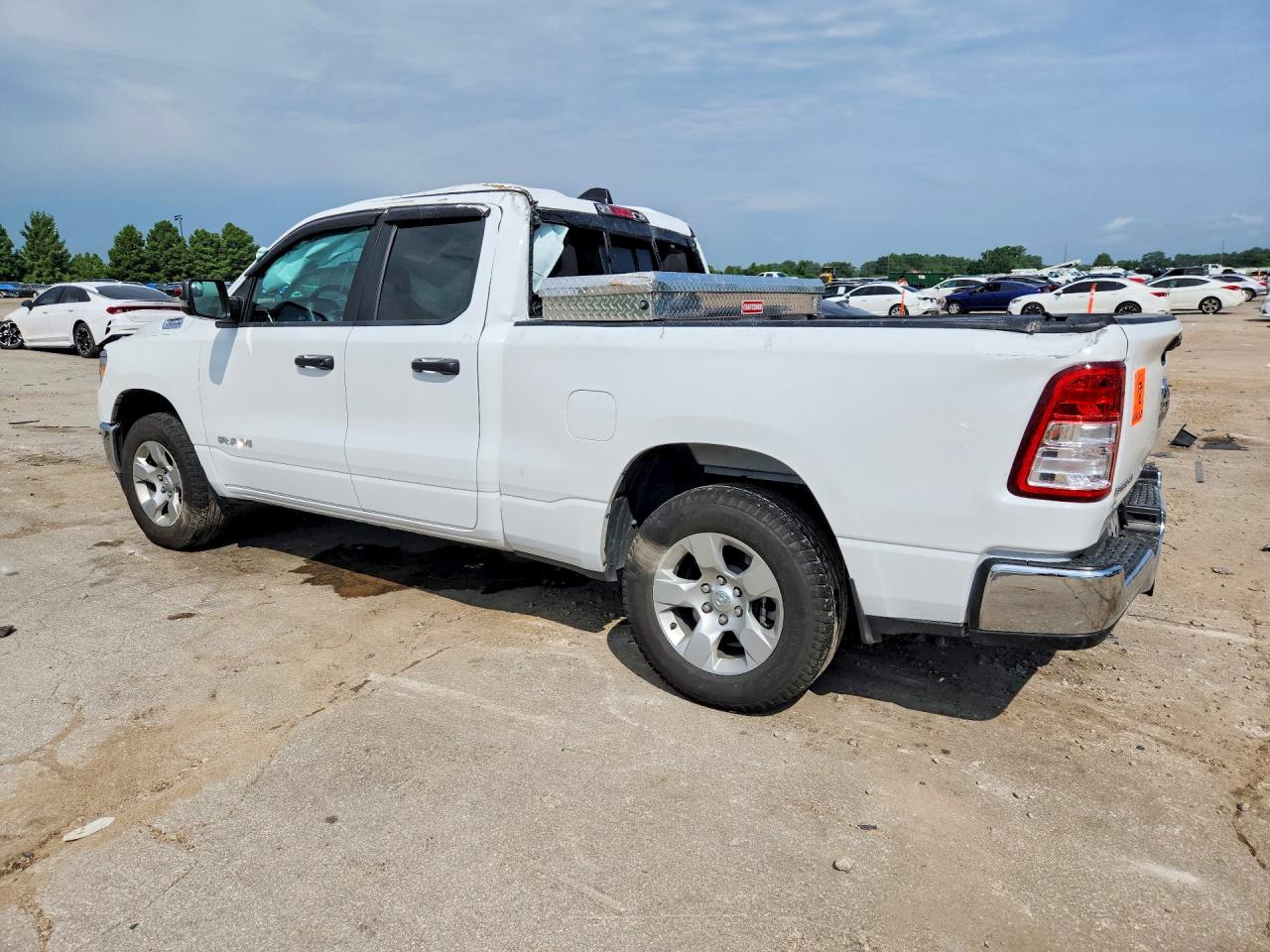 2024 RAM 1500 — снимка 2