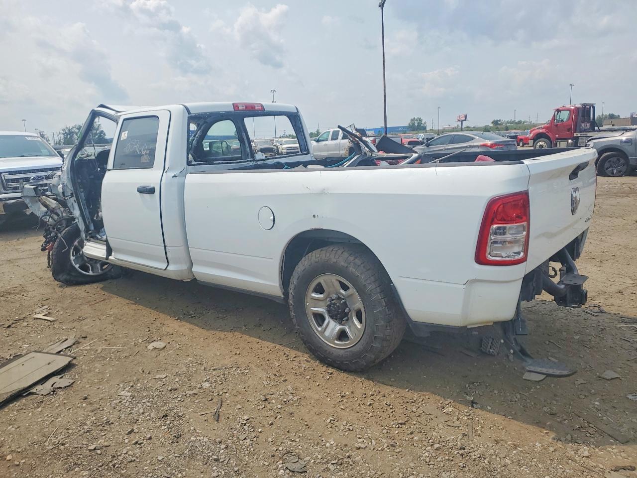 2022 RAM 2500 TRADESMAN — снимка 2
