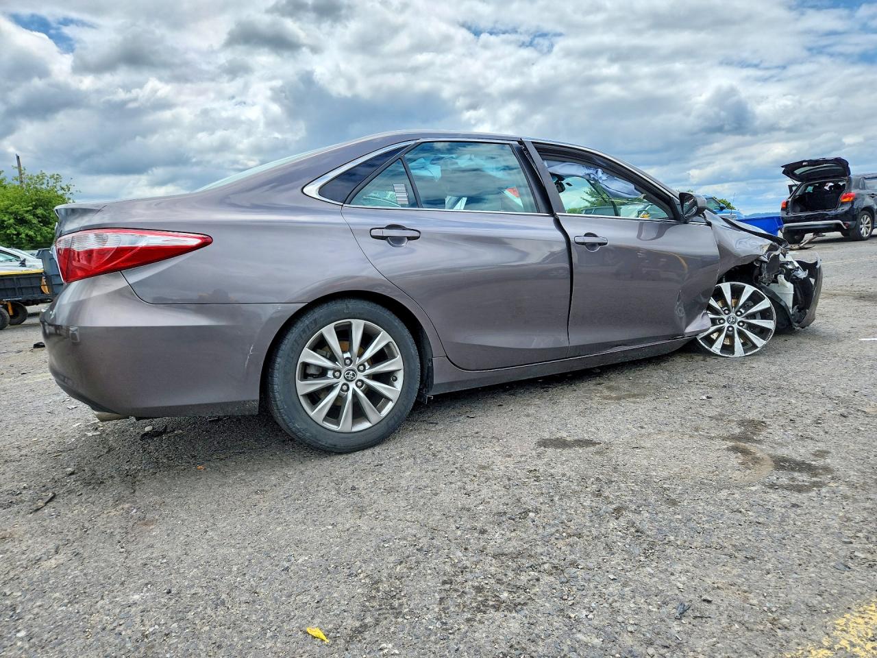2017 TOYOTA CAMRY XLE — снимка 3