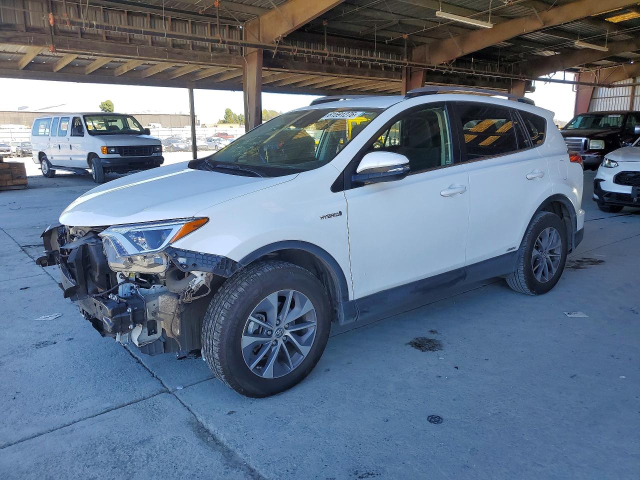 2018 TOYOTA RAV4 HYBRID LE