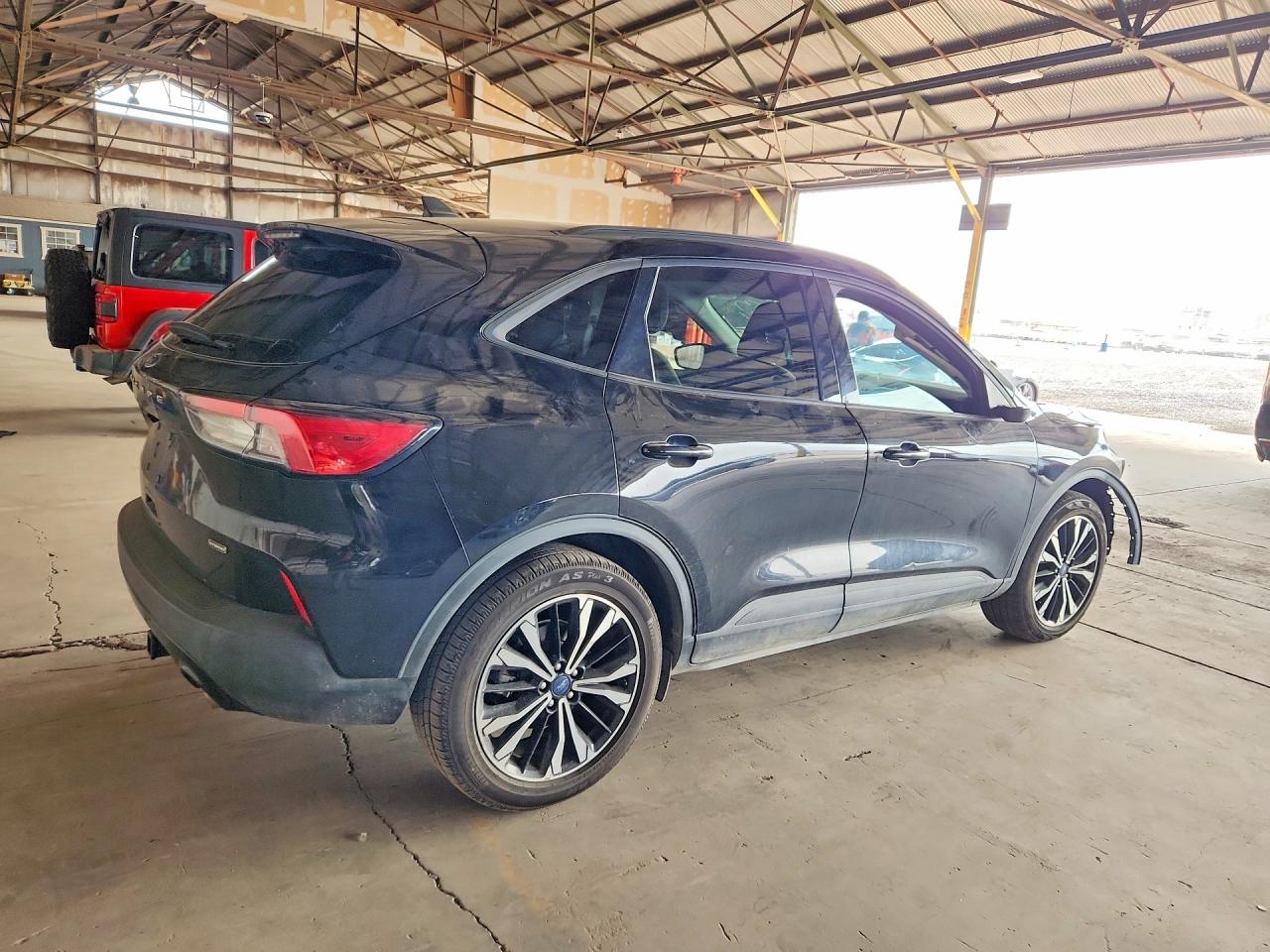 2021 FORD ESCAPE SE — снимка 3