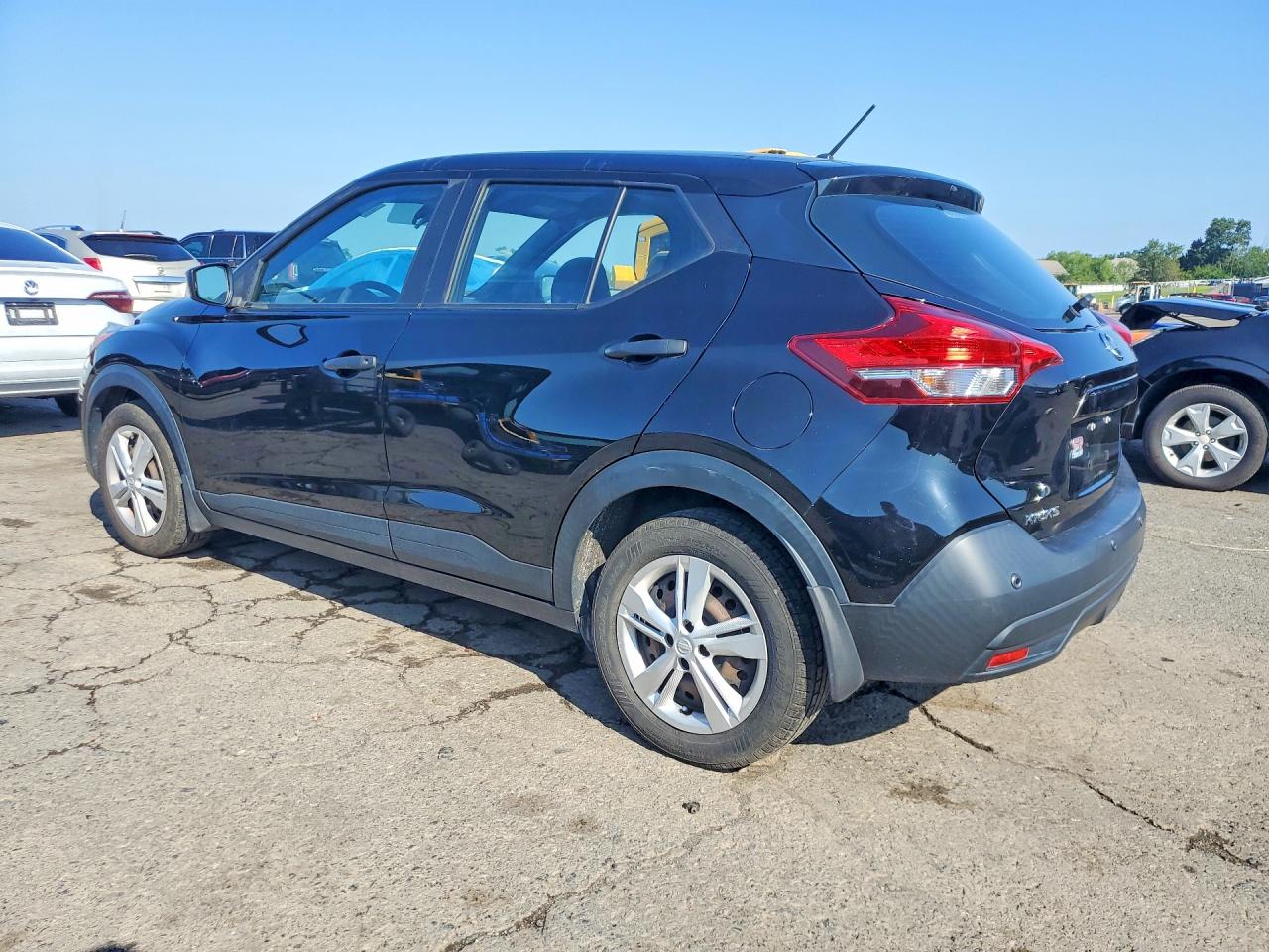 2020 NISSAN KICKS S — снимка 2