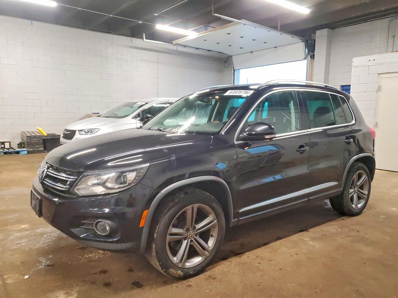 2017 VOLKSWAGEN TIGUAN SPORT