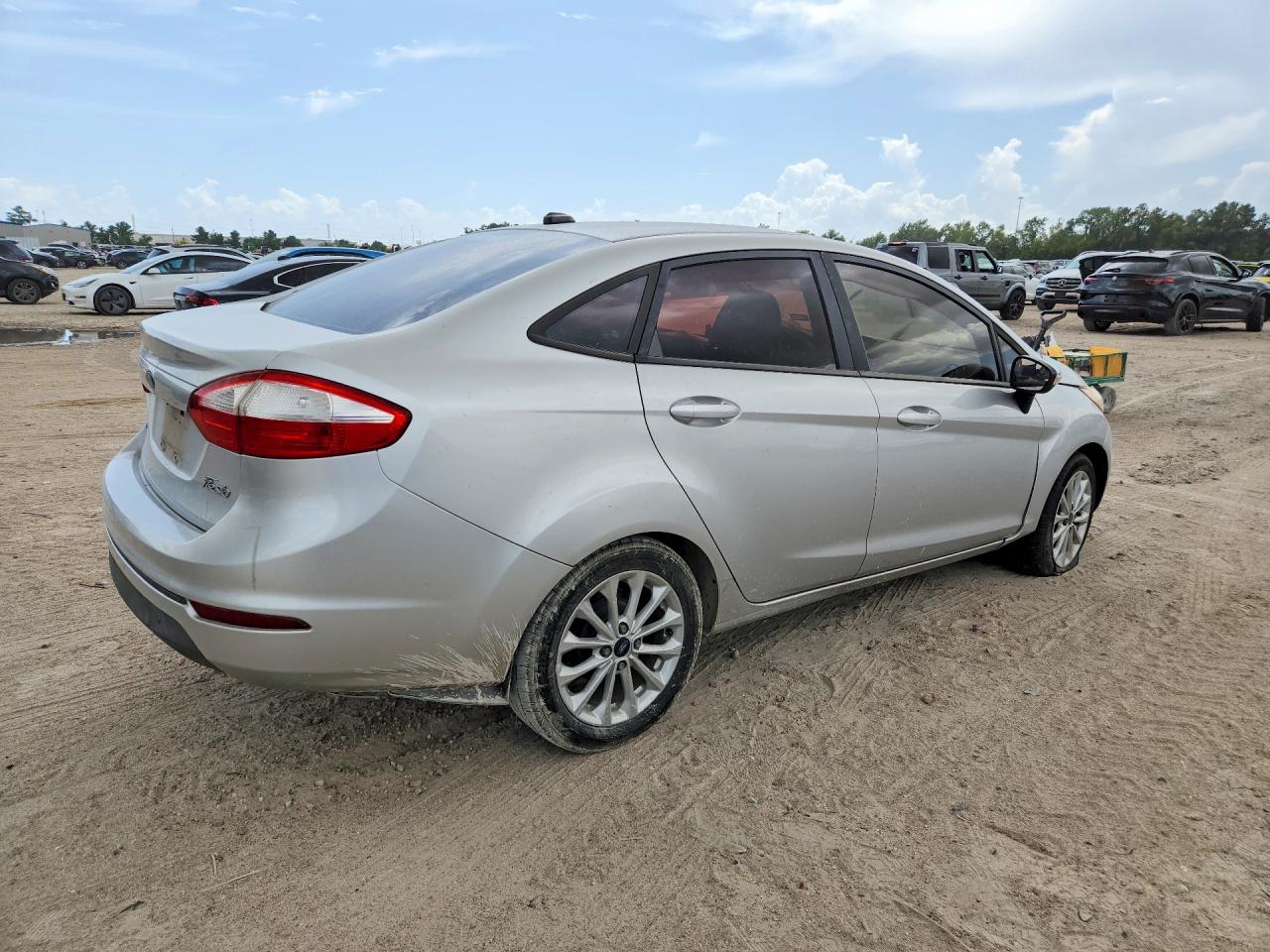 2015 FORD FIESTA SE — снимка 3