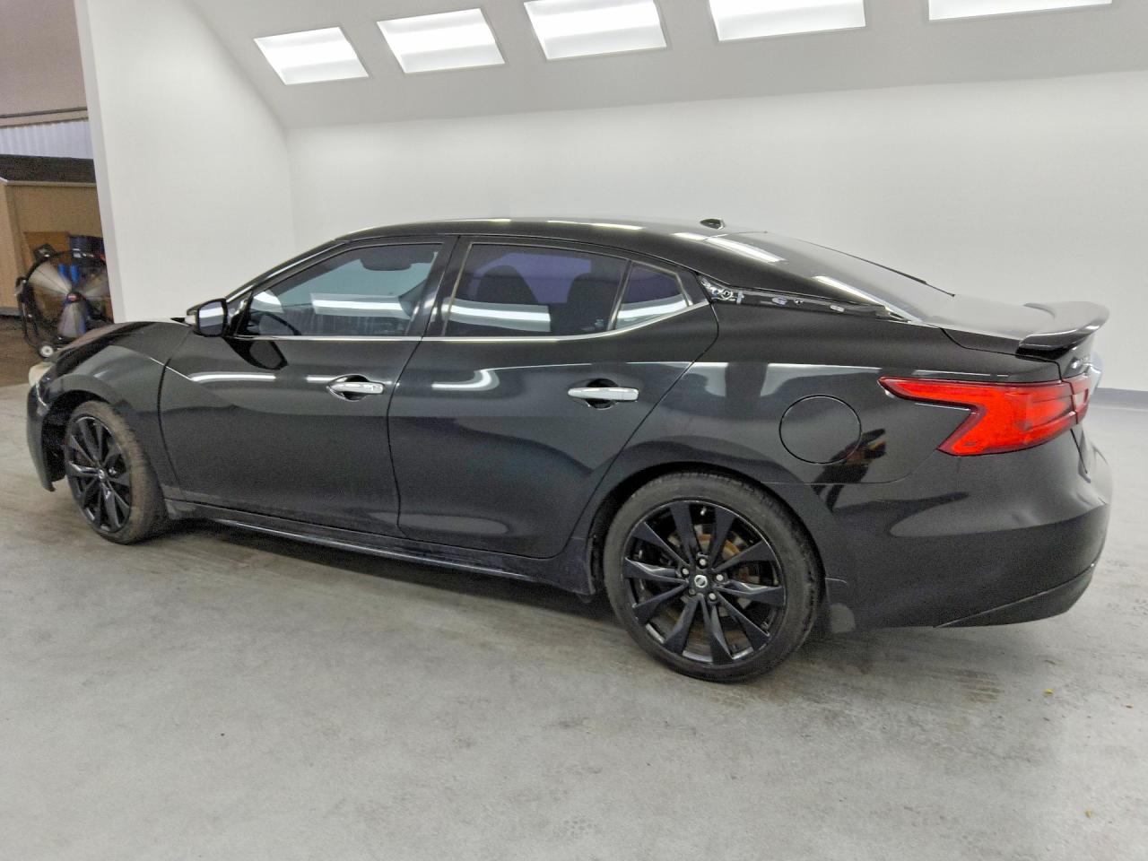 2017 NISSAN MAXIMA 3.5 SR — снимка 2