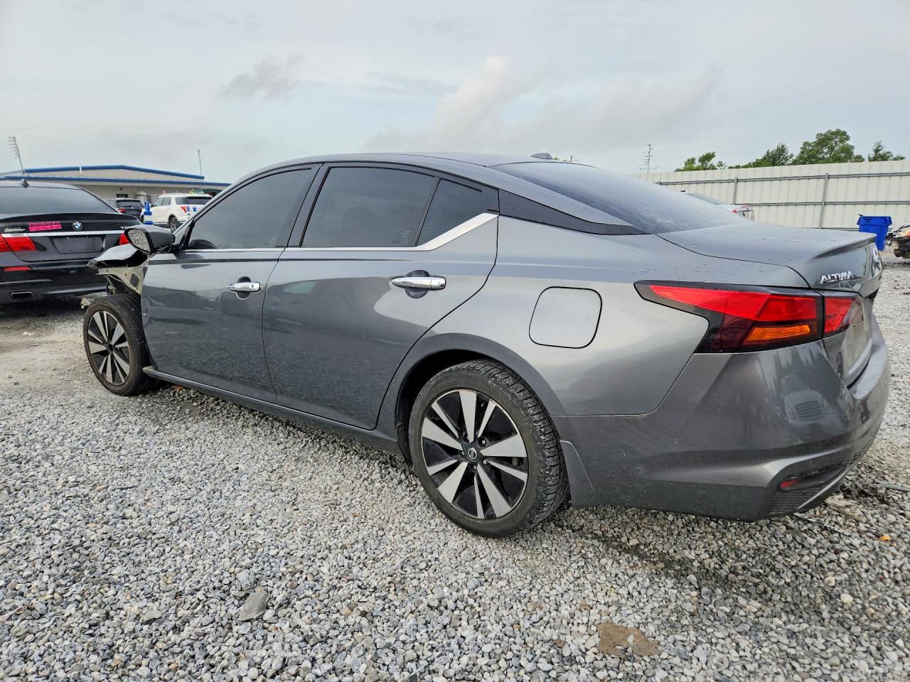 2019 NISSAN ALTIMA 2.5 SV — снимка 2
