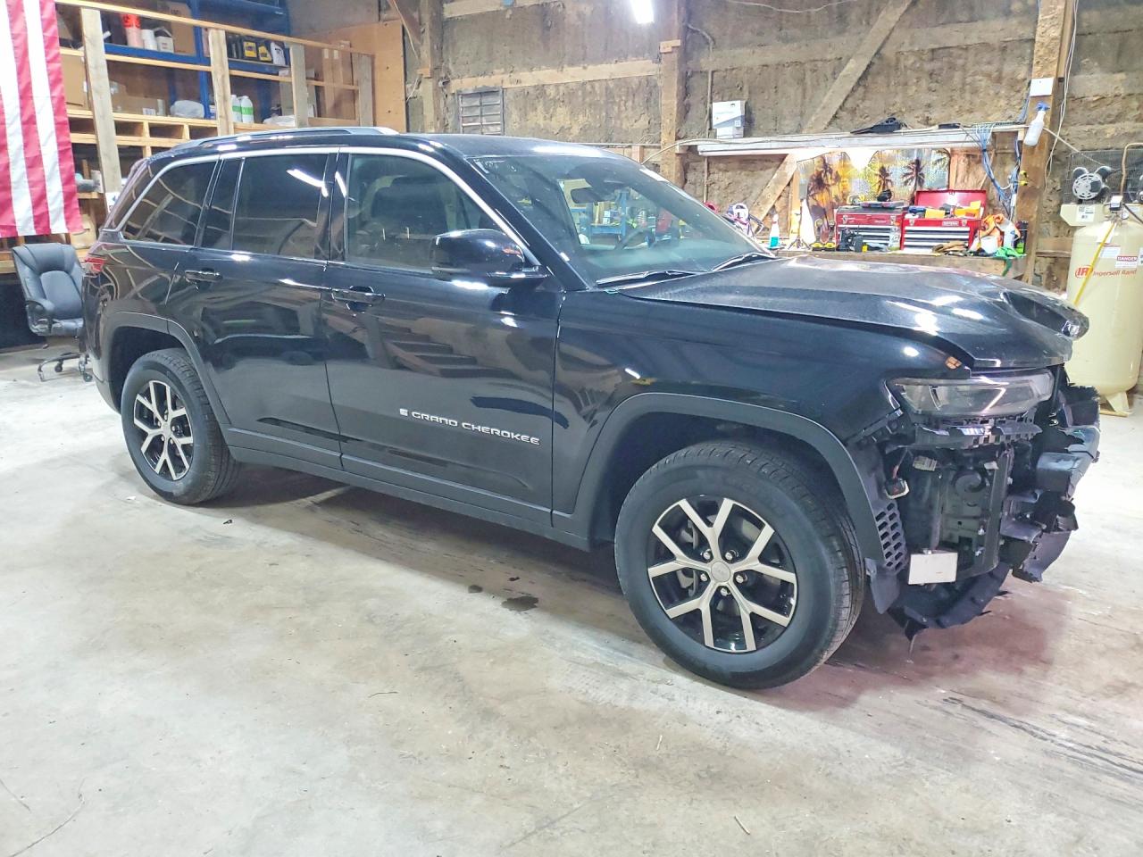 2026 JEEP GRAND CHEROKEE LIMITED — снимка 4