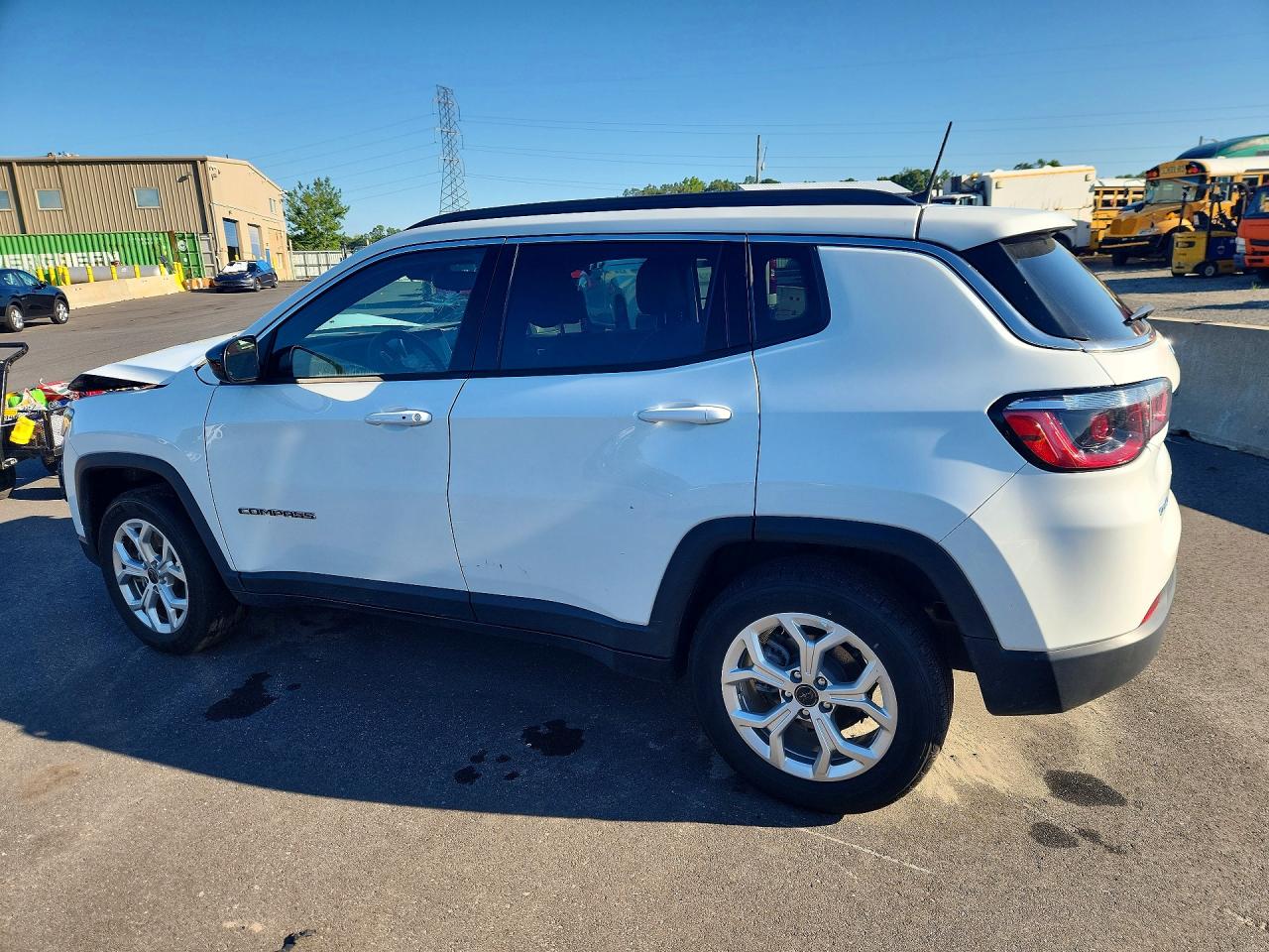 2025 JEEP COMPASS LATITUDE — снимка 2