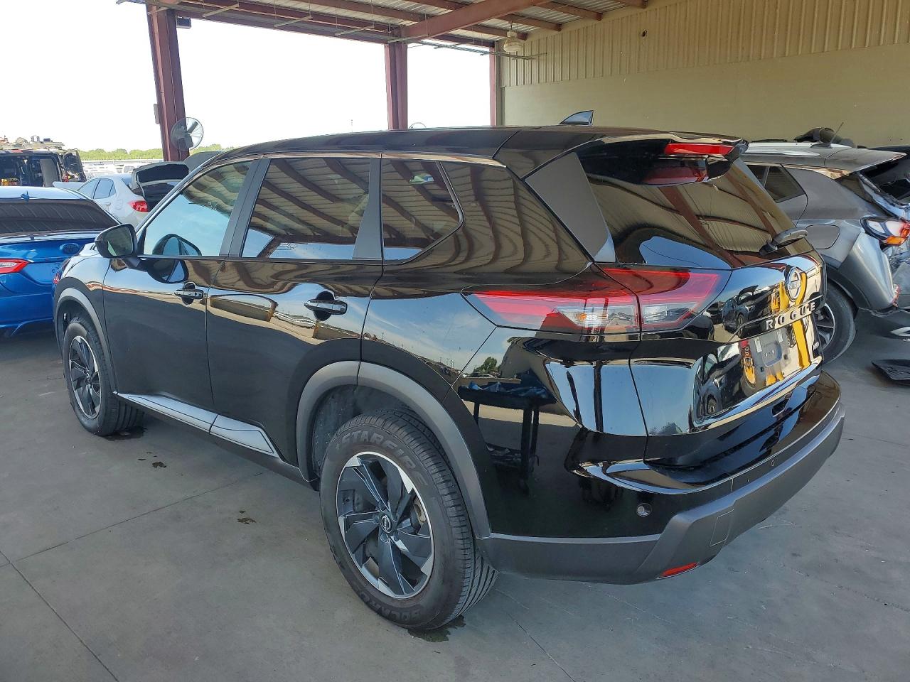 2025 NISSAN ROGUE SV — снимка 2