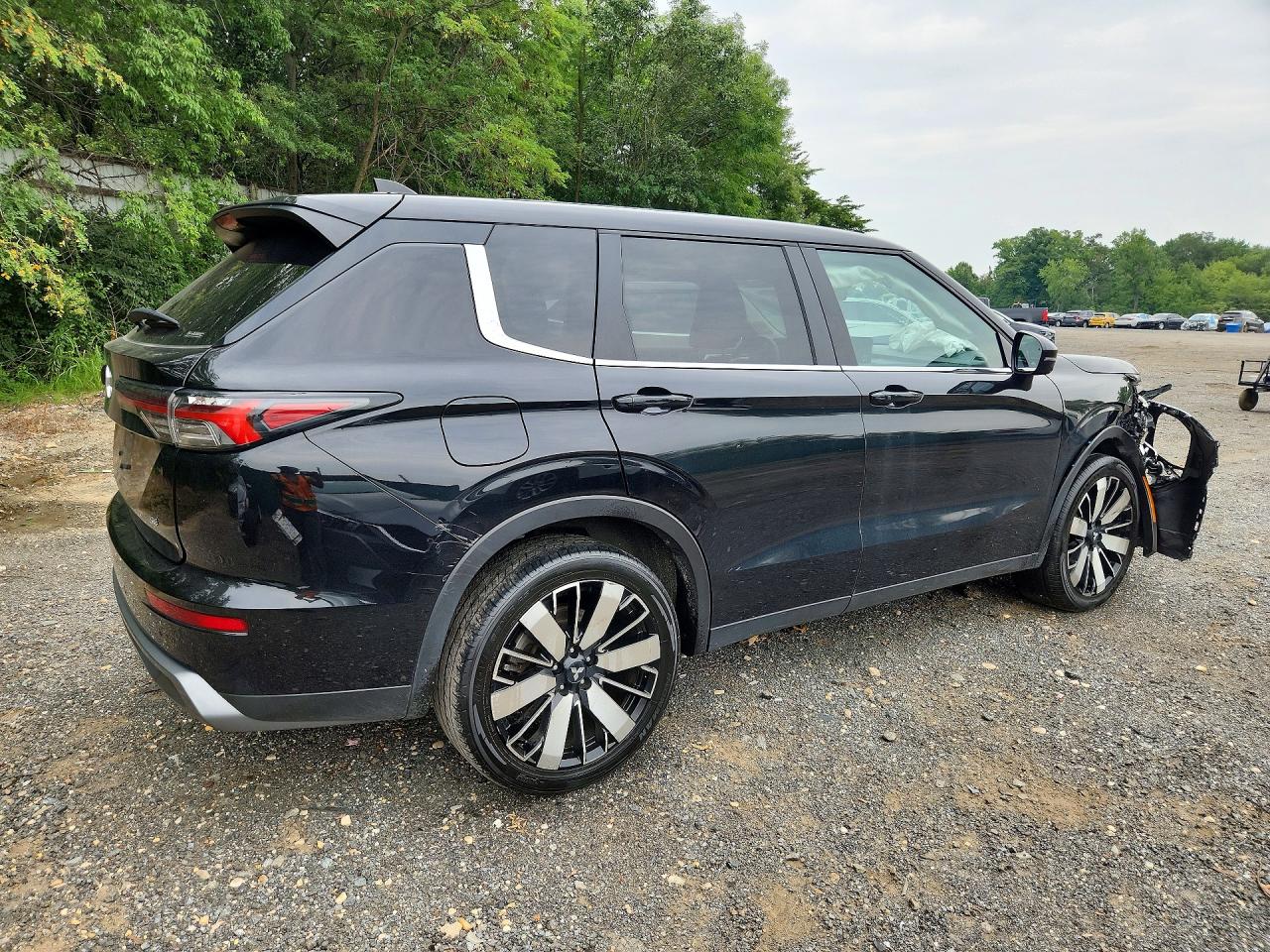 2025 MITSUBISHI OUTLANDER SE — снимка 3
