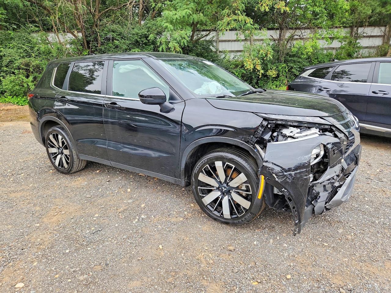 2025 MITSUBISHI OUTLANDER SE — снимка 4
