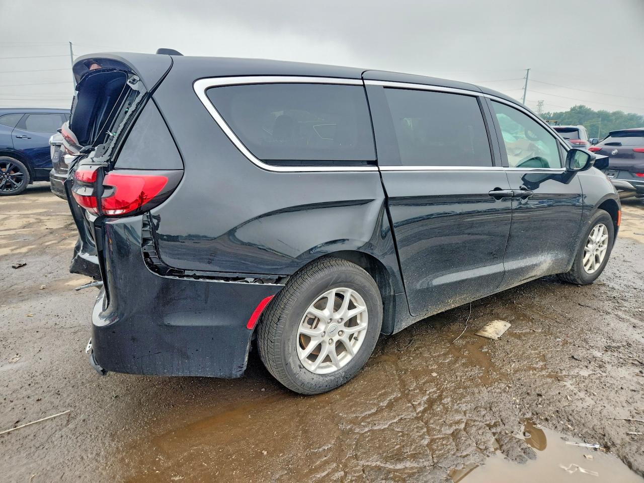2026 CHRYSLER PACIFICA SELECT — снимка 3