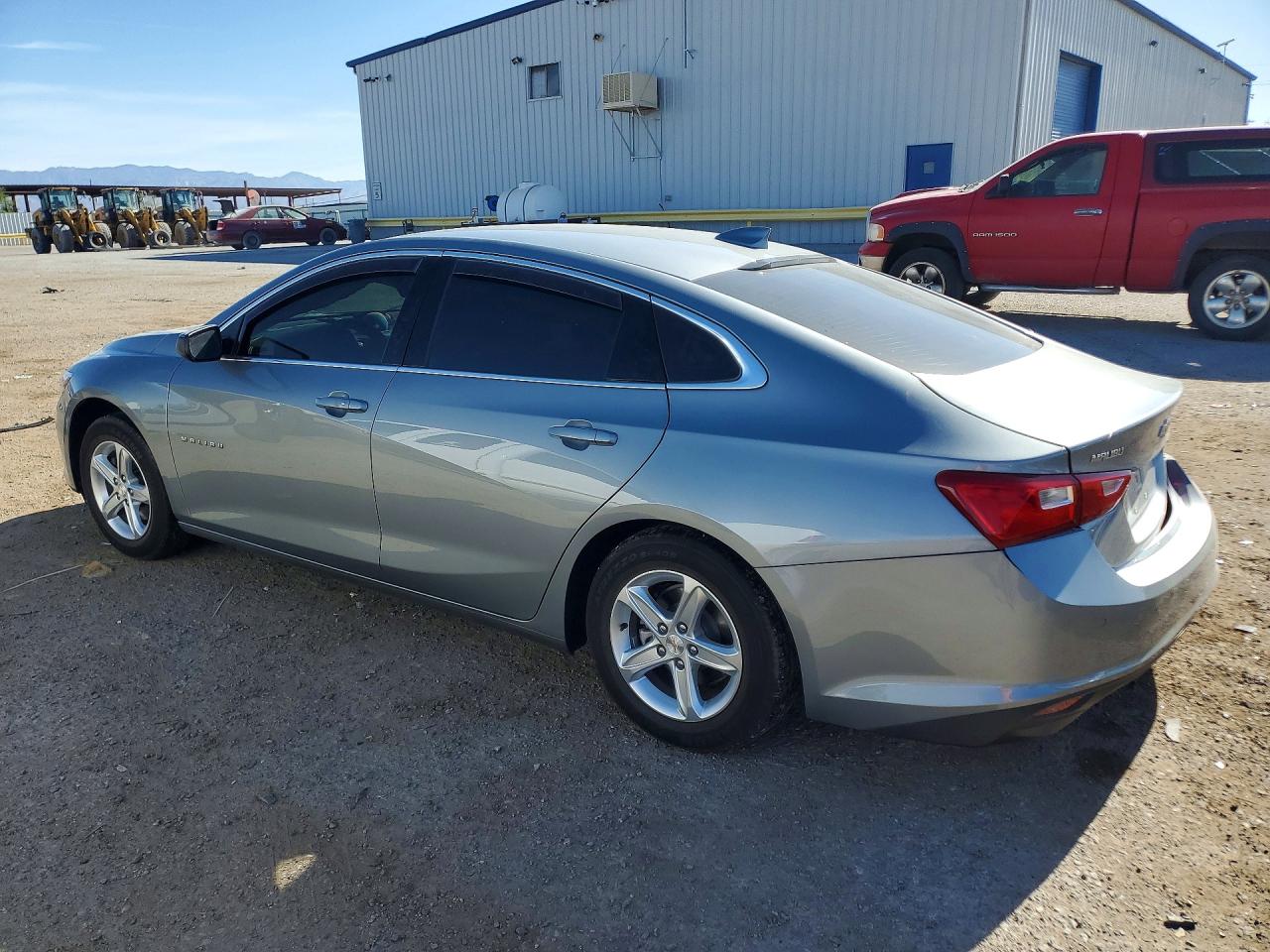 2024 CHEVROLET MALIBU LT — снимка 2