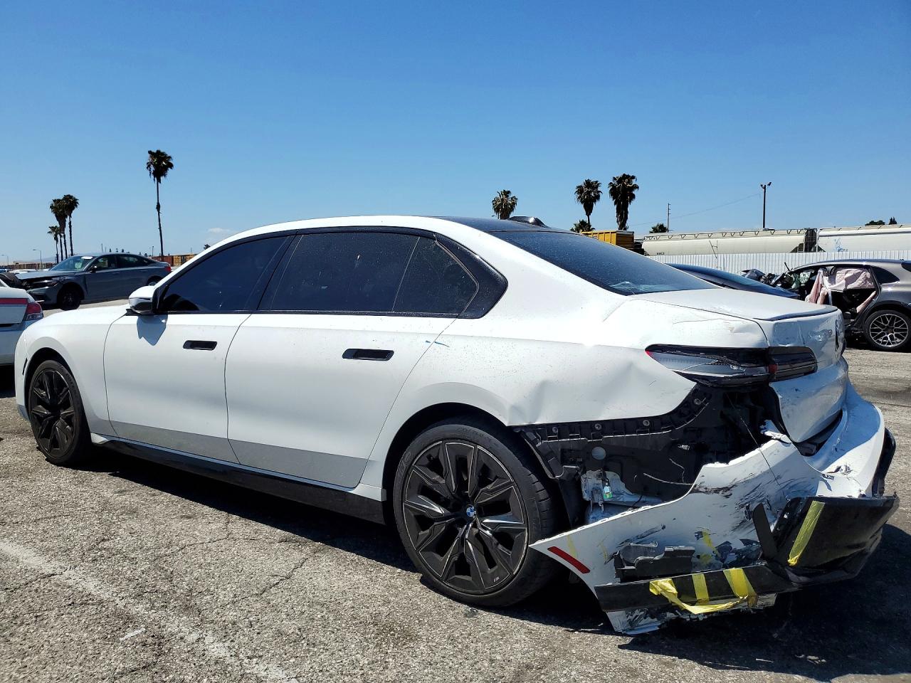 2023 BMW 740 I — снимка 2
