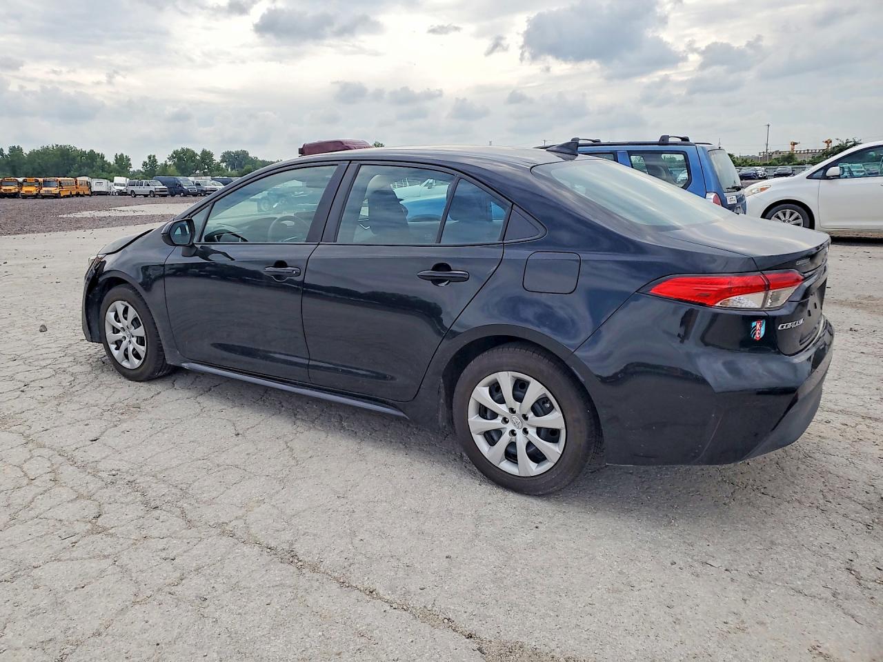 2023 TOYOTA COROLLA LE — снимка 2